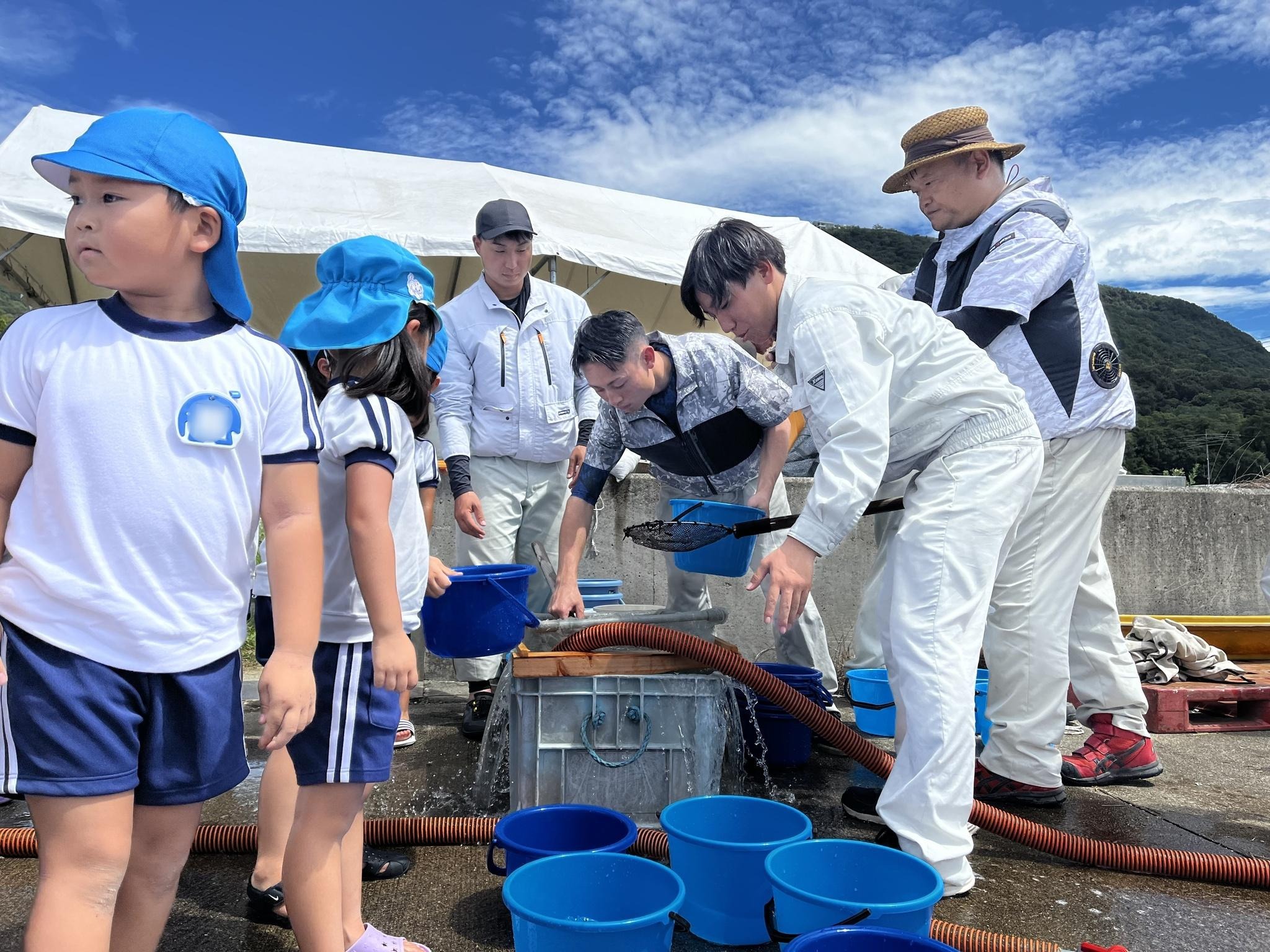 第12回　稚魚放流　in　浦生漁港
